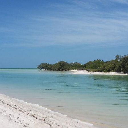 Villas Delfines Isla Holbox Exterior photo