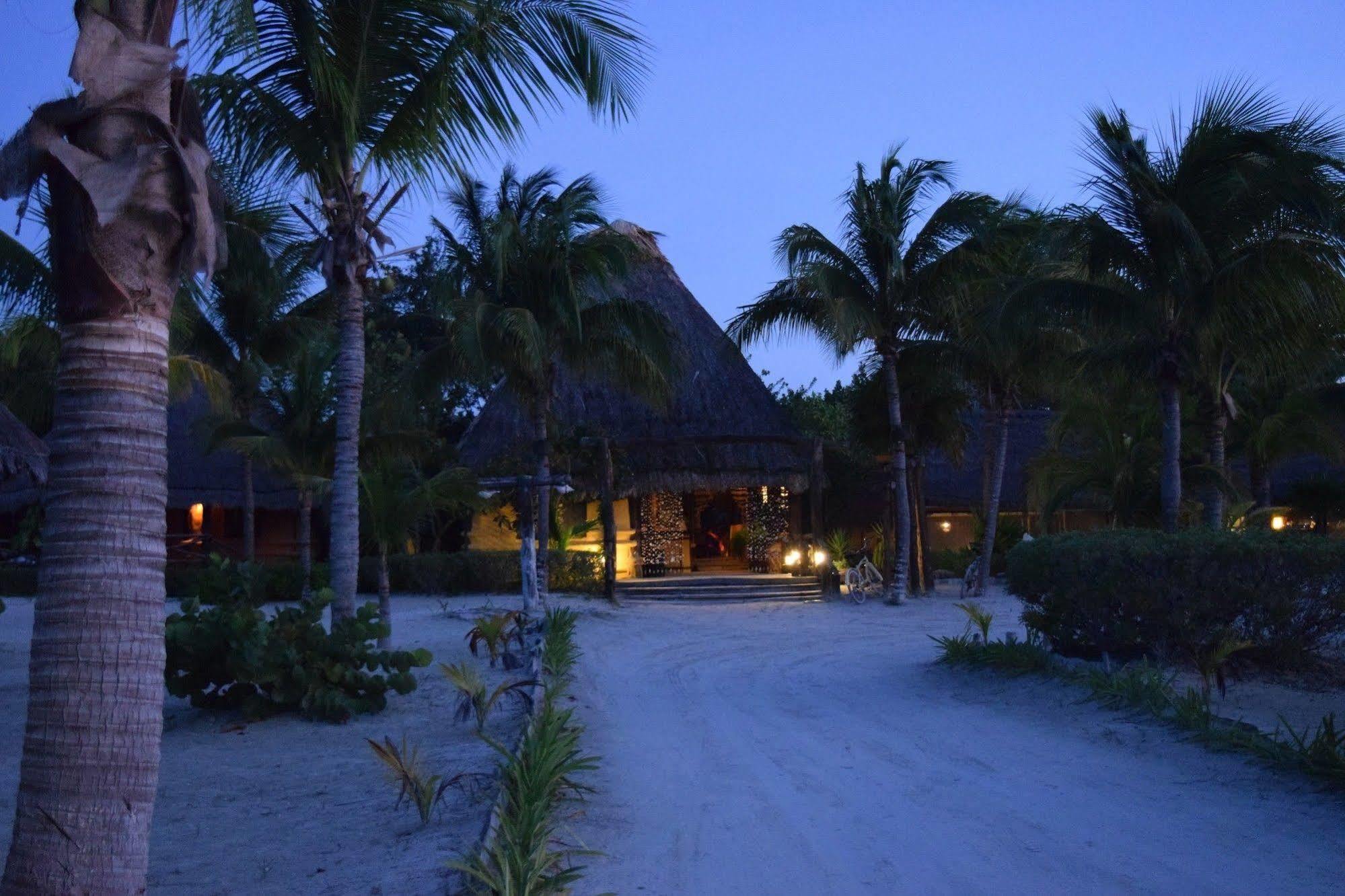 Villas Delfines Isla Holbox Exterior photo